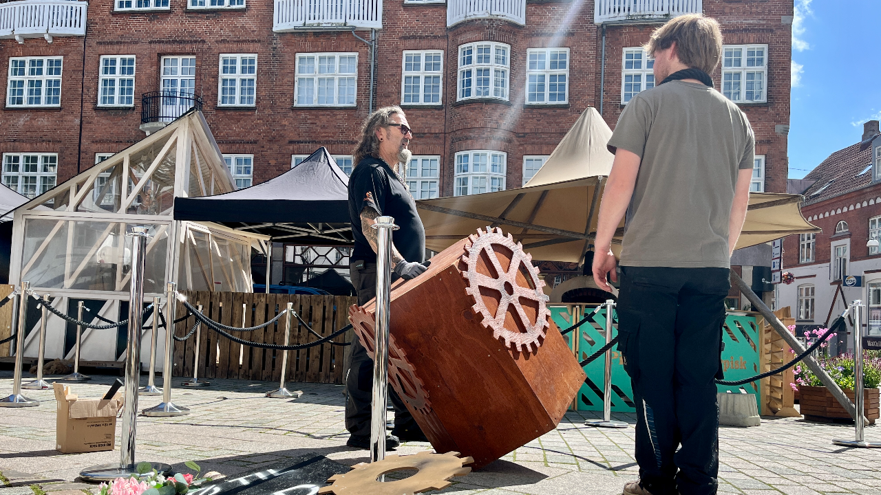 Arrangør: Før afviklingen af event